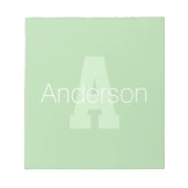 Dicke moderne Monogramm | Blassgrün und Weiß Notizblock (Vorderseite)