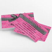 Dicke schwarze und weiße Streifen auf Hot Pink Visitenkarte