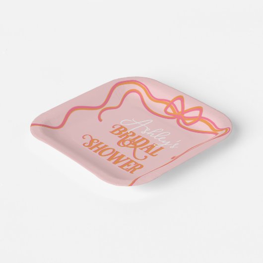Dicke Wavy Frame Bow Rosa Orange Brautparty Pappteller (Gewinkelt)