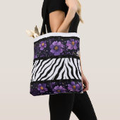 Dicke zebra lila, blumenschwarze Tasche (Von Nahem)