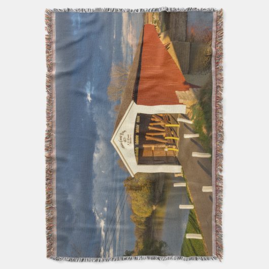 Die 1875 erbaute Medora überdachte Brücke Decke (Vorderseite Vertikal)