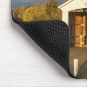 Die 1875 erbaute Medora überdachte Brücke Mousepad (Ecke)