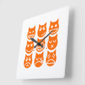 Die 9 Leben der Emoji-Katze Quadratische Wanduhr (Winkel)