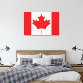 Die Ahornleaf-Flagge Kanadas Leinwanddruck (Insitu (Schlafzimmer))