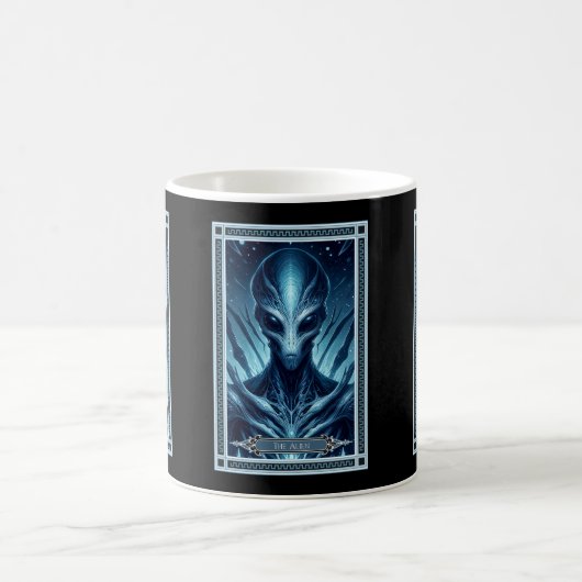 Die Alien-Tarot-Karte Kaffeetasse (Mittel)