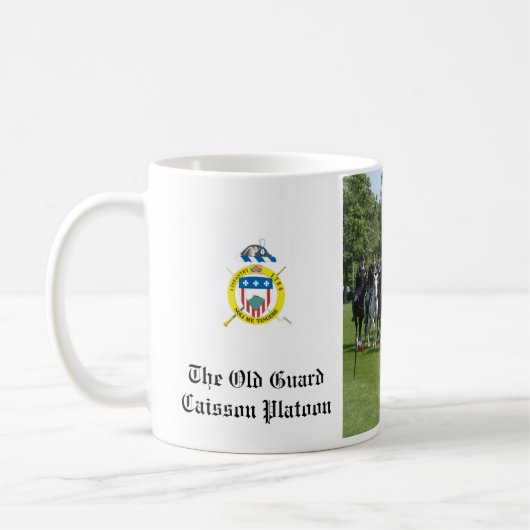 Die Alte Garde-Caisson-Platone Kaffeetasse (Links)