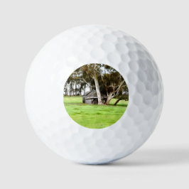 Die alte Holzhütte Golfball
