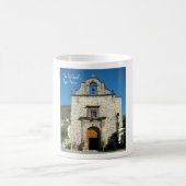 "Die alte Kirche" Ajijic, Mexiko Kaffeetasse (Mittel)