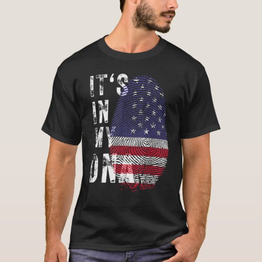 Die amerikanische Flagge der USA befindet sich in T-Shirt (Vorderseite)
