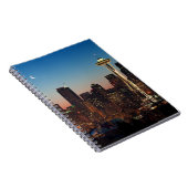 Die amerikanische Flagge fliegt zwischen den Notizblock (Rechte Seite)