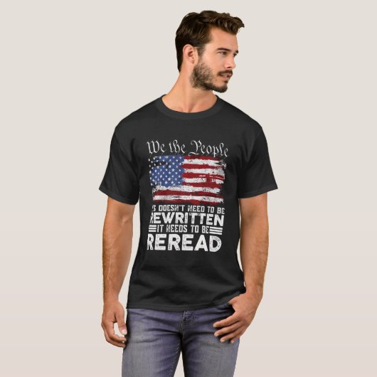 Die amerikanische Flagge muss wiedergelesen werden T-Shirt (Vorne ganz)