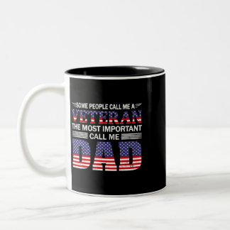 Die amerikanische Flagge von Mens Manche nennen mi Zweifarbige Tasse