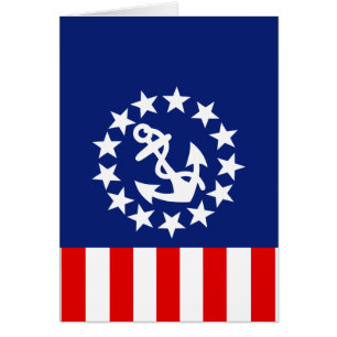 Die amerikanische Yachtflagge liegt an der Marina