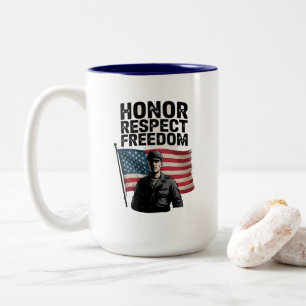Die Anerkennung des Veteran Day Patriotic Design Zweifarbige Tasse