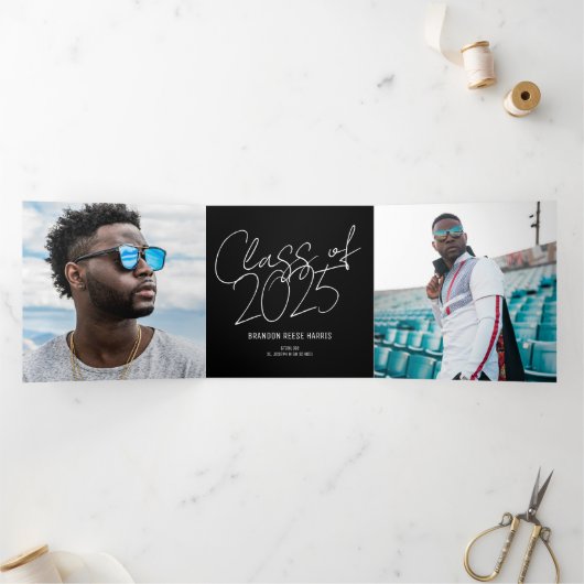 Die Ankündigung der Lässigen Absolventen-Tri-Fold- (Innenseite)