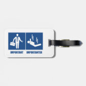 Die Arbeit ist wichtig, das Tauchen in der Luft is Gepäckanhänger (Rückseite horizontal)