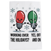 Die Arbeit über Weihnachten Weihnachtswitz Mittlere Geschenktüte (Vorderseite)