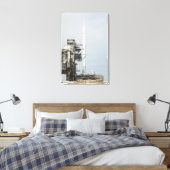 Die Ares I-X-Rakete wird auf dem Ladestreifen 2 an Leinwanddruck (Insitu (Schlafzimmer))