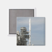 Die Ares I-X-Rakete wird auf dem Startpad angezeig Magnet (Vorderseite/Rückseite)