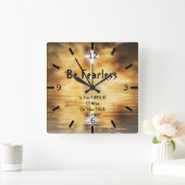 Die Armbanduhr am Acrylplatz ist in Ihrem Soul fur Quadratische Wanduhr (Zuhause)