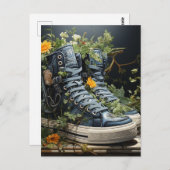Die aufgegebenen Sneakers wachsen Blume Postkarte (Vorne/Hinten)