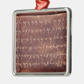 Die Aufschrift vom Sarkophag von Ornament Aus Metall (Links)