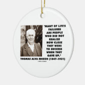 Die Ausfälle des Lebens stellten nicht wie naher Keramik Ornament (Links)