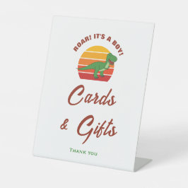 Die Babyduschkarten und das Geschenkszeichen von J Sockelschild