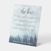 Die Bar - Misty Blue Pines Drinks Menü Hochzeit Sockelschild (Vorderseite)