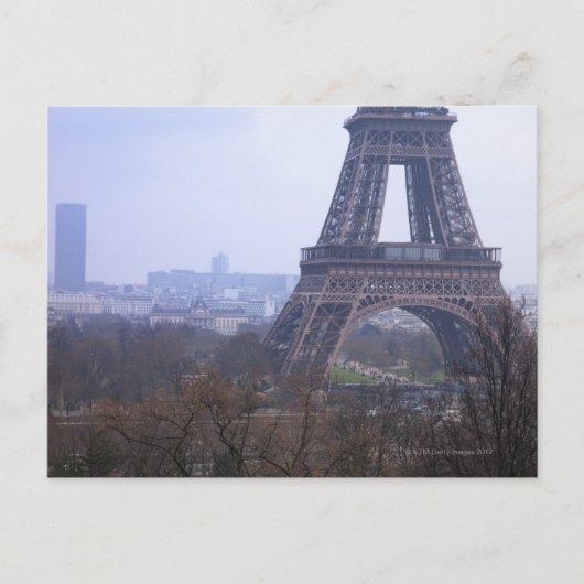 die Basis des Eiffelturms und Montparnasse Postkarte (Vorderseite)