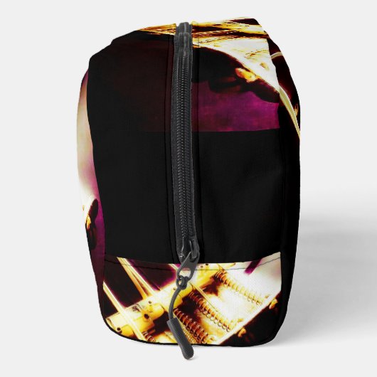Die Basis eines Bass Print Cut Sew Bags Waschbeutel (Rechts)