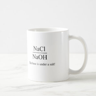 Die Basis ist unter einem Salz - Chemie-Tasse Kaffeetasse