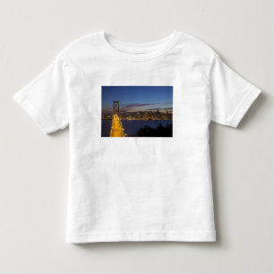 Die Bay Bridge von Treasure Island Kleinkind T-shirt