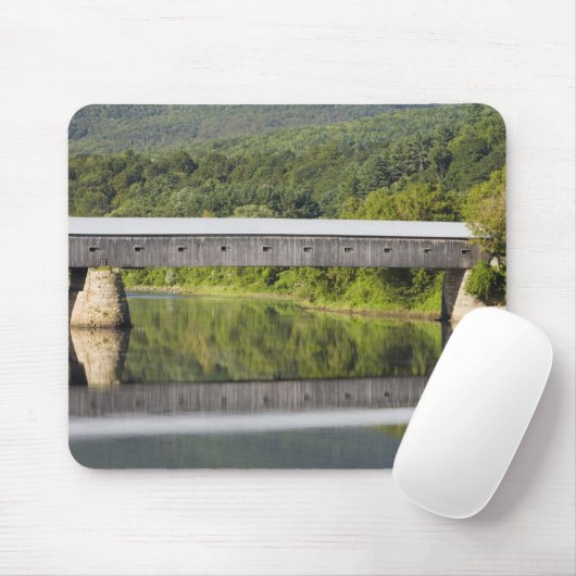 Die bedeckte Brücke von Windsor-Cornish erstreckt Mousepad (Mit Mouse)