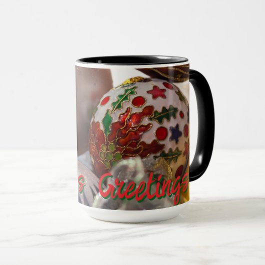 Die Begrüßung der Saison mit Ornamenten Tasse (VorderseiteRechts)