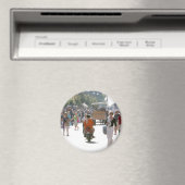 Die belebte Straße in Katakolon Griechenland Magnet (In Situ (Geschirrspüler))