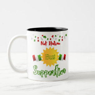 Die beliebtesten italienischen Lebensmittel und Ge Zweifarbige Tasse