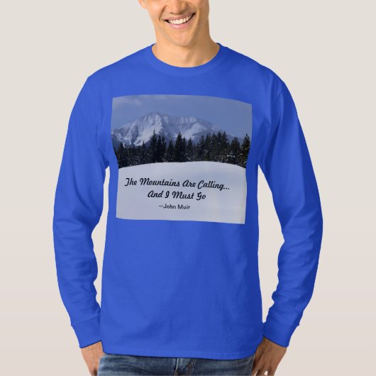 Die Berge nennen langes die Hülsen-T-Shirt der T-Shirt (Vorderseite)