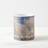 Die Berge nennen und ich muss gehen - Tasse (Mittel)