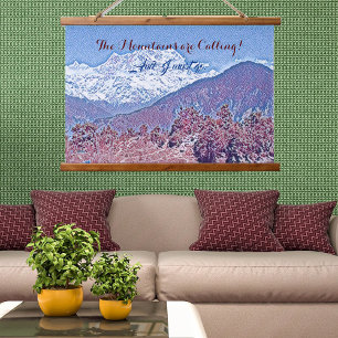 Die Berge nennen Vivid Blue Snow Clad Wandteppich Mit Holzrahmen