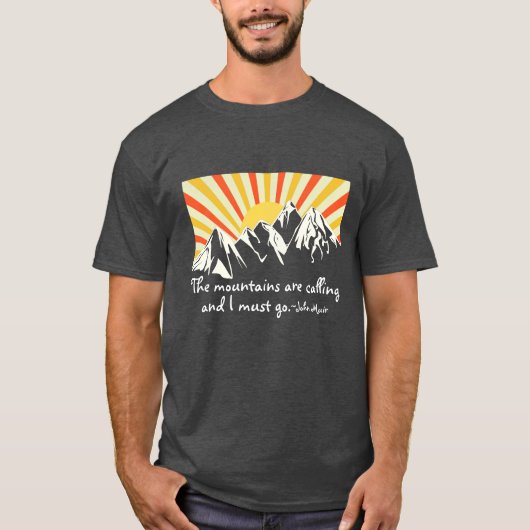 Die Berge rufen Retro-Sonnenaufgang T-Shirt (Vorderseite)