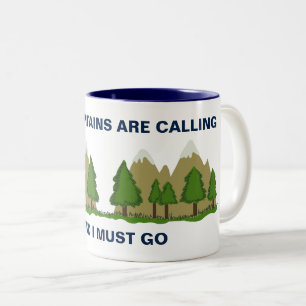 DIE BERGE RUFEN. ZWEIFARBIGE TASSE