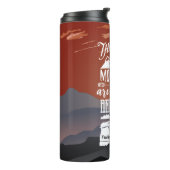 Die Berge sind nennend ich müssen gehen Thermosbecher (Nach links gedreht)