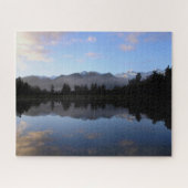Die Berge spiegeln den Mathesesee über Neuseeland Puzzle (Horizontal)
