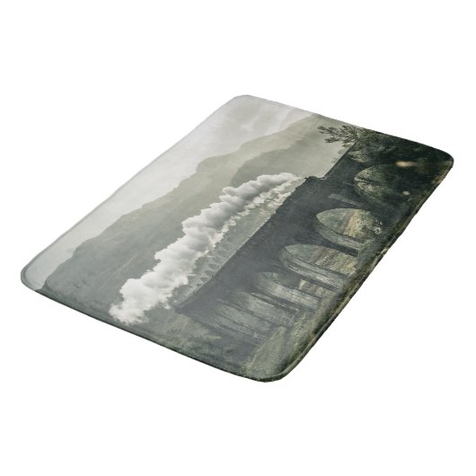 Die Bergkette Badematte (Schrägansicht)