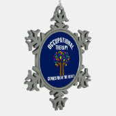 Die Berufstherapie kommt aus dem Herzen Schneeflocken Zinn-Ornament (Links)