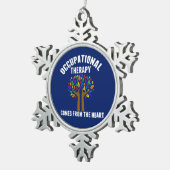 Die Berufstherapie kommt aus dem Herzen Schneeflocken Zinn-Ornament (Rechts)
