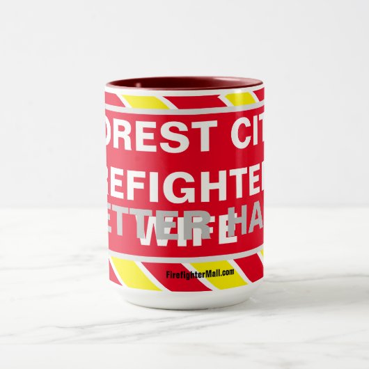 DIE BESSERE TASSE DER WALDSTADT FIREFIGHTER IN DER (Zentrum)