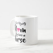 Die beste Art der Mama hebt eine Kaffeetasse (Vorderseite Links)