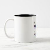 Die beste nette Mama hebt Zweifarbige Tasse (Links)